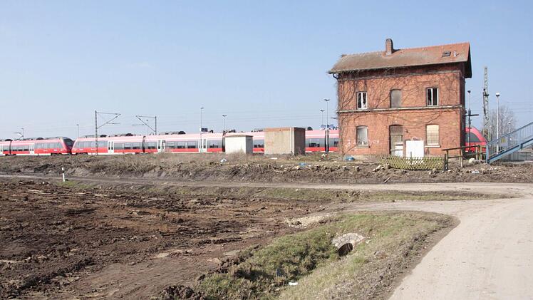 In der Nähe des Kersbacher Bahnhofes spielte sich die Sexualstraftat ab. Archivfoto: Josef Hofbauer