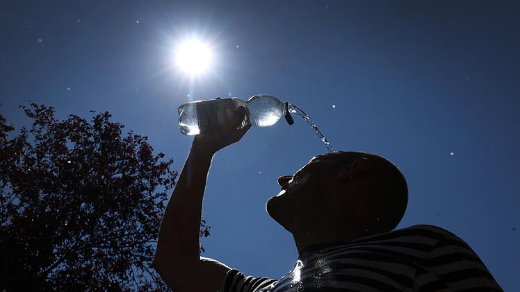 "W&uuml;stenhafte Bodenfeuchte" in Franken - Der Wettertrend f&uuml;r diese Woche