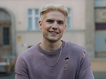 Lennart Borchert freut sich auf den Nachwuchs. Selbstverständlich ist es für den 25-Jährigen nicht, Kinder zu haben.
