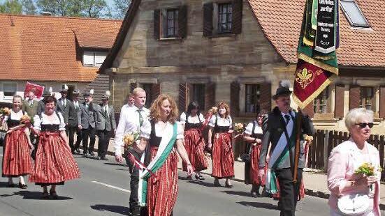 Die Schützenfreunde Dormitz beim Festumzug Fotos: Harald Pieger
