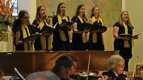 Die Zamirsternchen bezauberten mit Melodien von Bruno Coulais