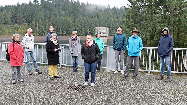 Die Grünen aus dem Landkreis Kronach an der Ködeltalsperre Foto: Rainer Glissnik