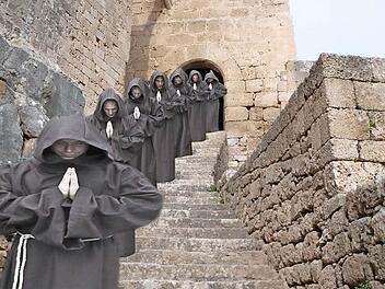 Die "Gregorian Voices" sehen sich nicht nur den sakralen Gesängen verpflichtet. Sie interpretieren auch Popsongs um. Foto: privat