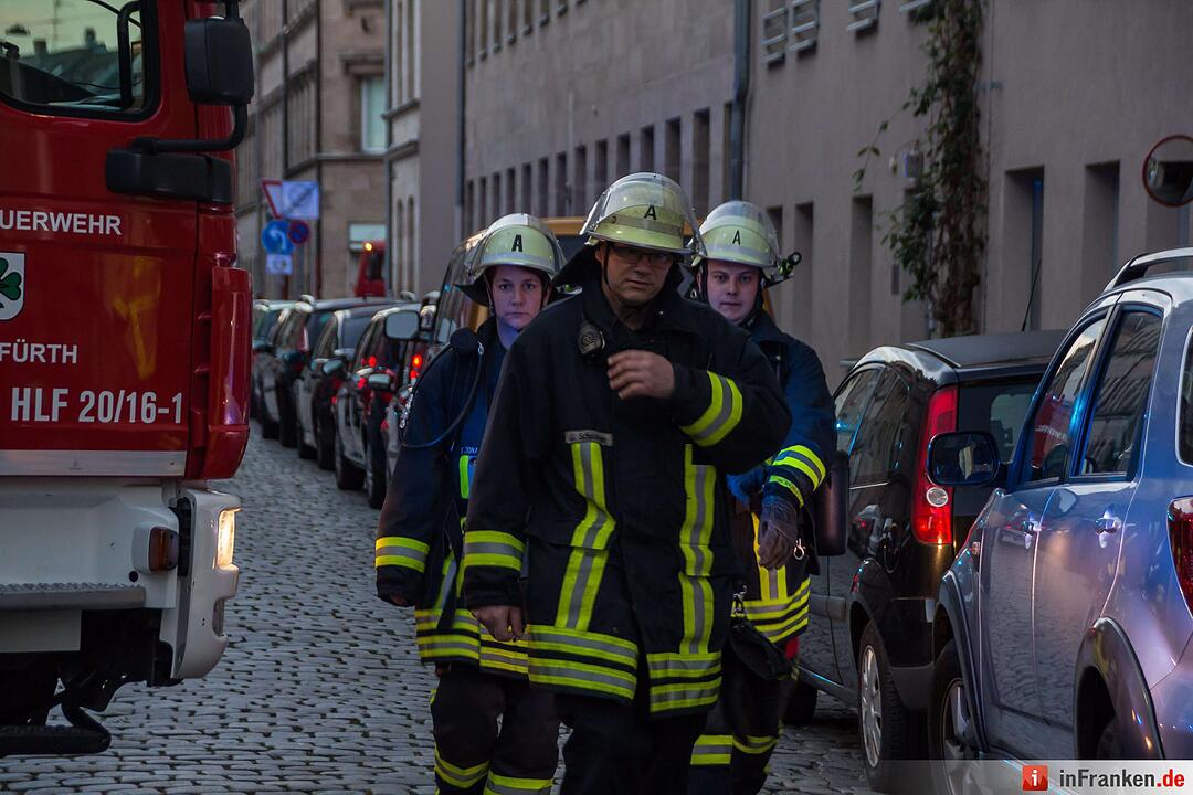Brand in Fürth mit acht Verletzten