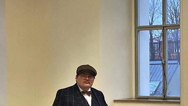 Vogt zeigt seine Kunst-Diplomarbeit  "SMS_F_SSL"  (Smartes modulares System für sicheres smartes Leben). Foto: privat