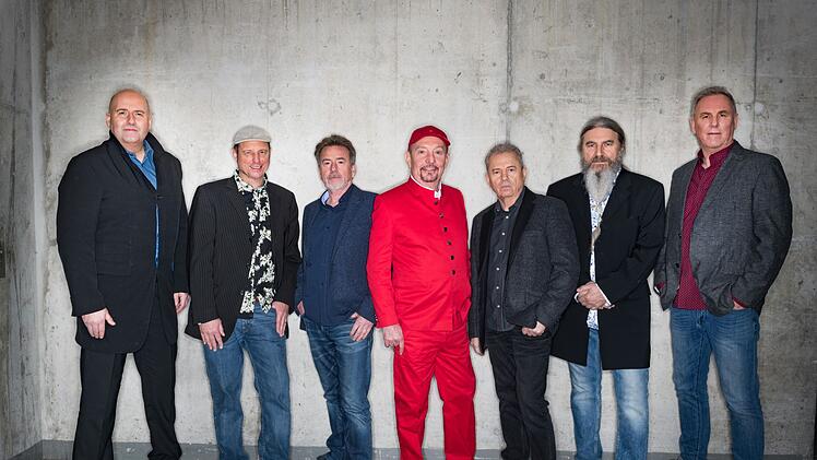 Ihre größten Hits hatten sie in den 80er-Jahren, doch auf Tour sind sie immer noch "in": die Spider Murphy Gang.