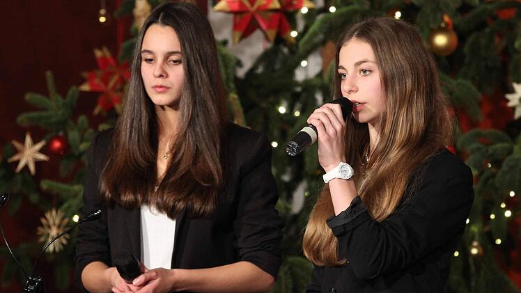 Marion Plura und Clara Schmidt