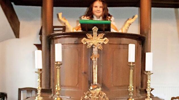 Die Kinder freuen sich auf die Weihnachtszeit, Vor allem Christkind Mia Geier.  Foto: Johanna Blum