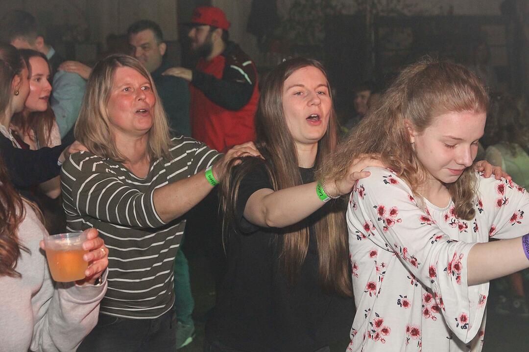 Party mit den DORFROCKERN Party mit den DORFROCKERN