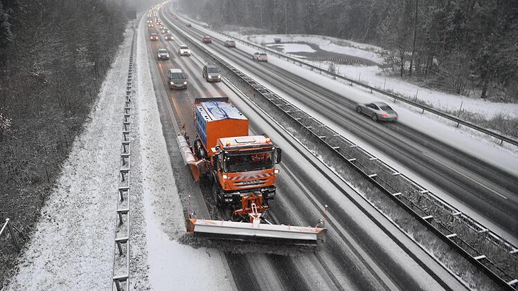 Am Sonntag hat es in Bamberg und im Landkreis kräftig geschneit. Foto: Ronald Rinklef