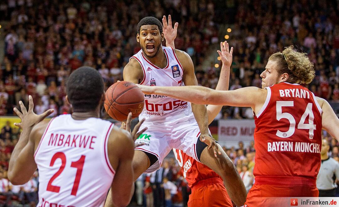 Bayern München - Brose Baskets Bamberg