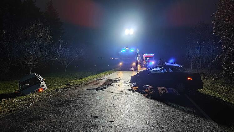 Frontal-Crash auf B22