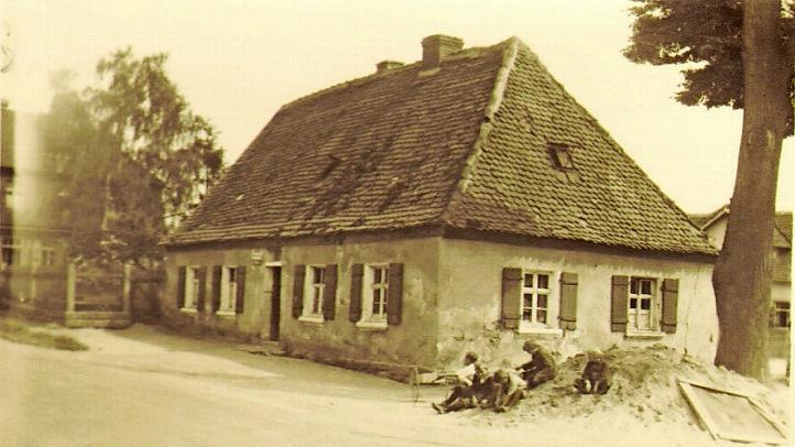 Das Siechhaus stand einst an der Erlanger Straße.  Foto: Archiv