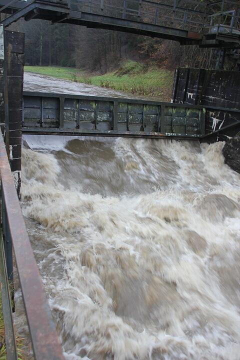 Land unter in Wallenfels