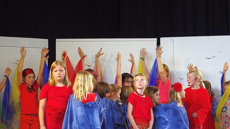 Göritzer Chorkids spielen das Musical Rotasia. Foto: Klaus Werner