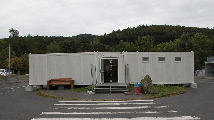 Auch in diesem Schuljahr werden die Schüler deshalb teilweise in Containern unterrichtet. Foto: Ulrike Müller