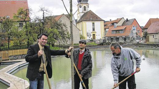 Fisch trifft Wein: Rödel-See begrünt