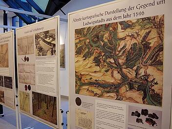 Tafeln der Sonderausstellung "750 Jahre - Streiflichter der Geschichte der Stadt Ludwigsstadt"Heike Schülein