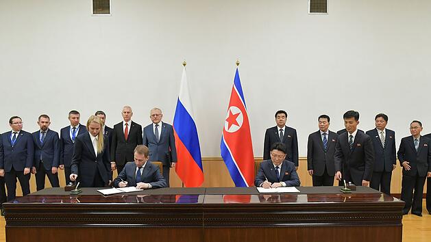Russische Delegation in Nordkorea