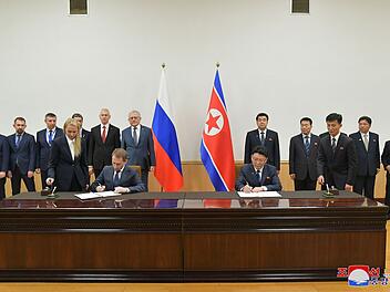 Russische Delegation in Nordkorea