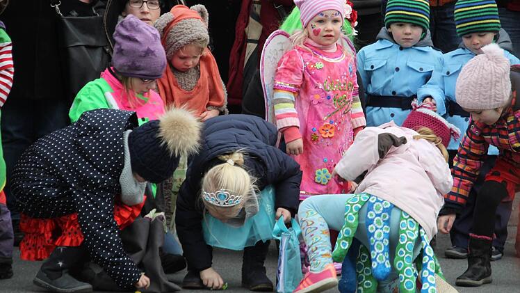 Der Faschingsumzug in Ebensfeld, Foto: Sarah Stieranka
