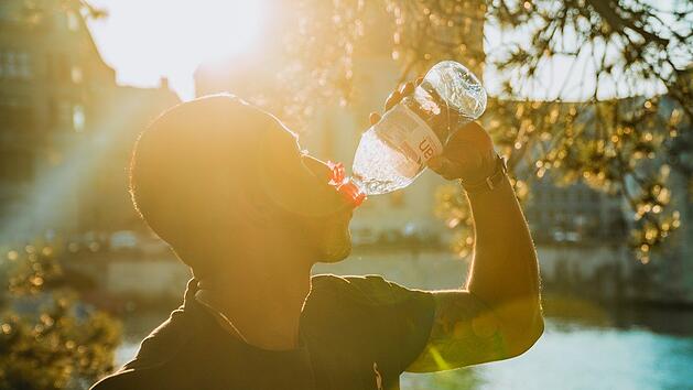 Viel trinken ist wichtig. Das gilt vor allem an den ganz heißen Tagen.