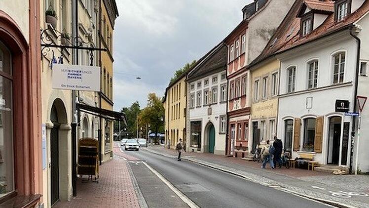 Bamberg: Genervte Anwohner starten Protestaktion gegen Autoposer - "Immer dieselben Vögel"