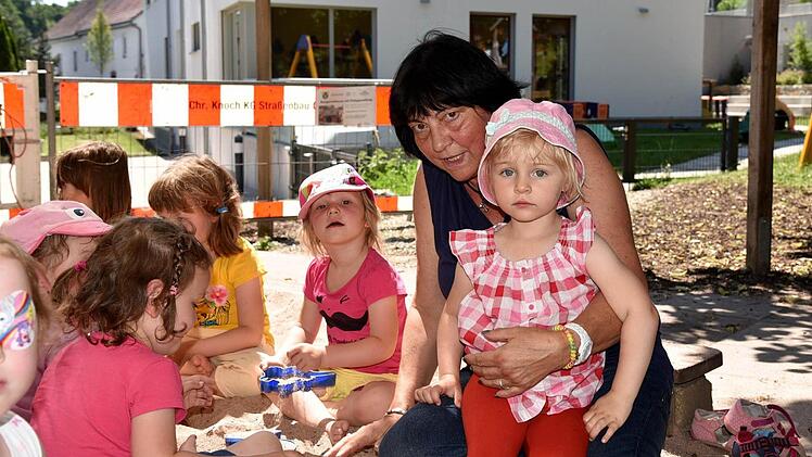 Ingrid Bohl arbeitet seit 1975 in der Einrichtung. Foto: Gabi Arnold