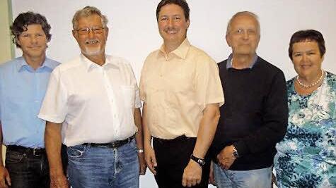 Die neue F&uuml;hrung der Freien W&auml;hler im Landkreis (von links): Peter Holzheimer, Otto Funck, Matthias Kleren, Herbert Schulze, Anneliese Albert Foto: Albert