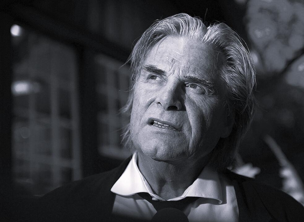 Peter Simonischek