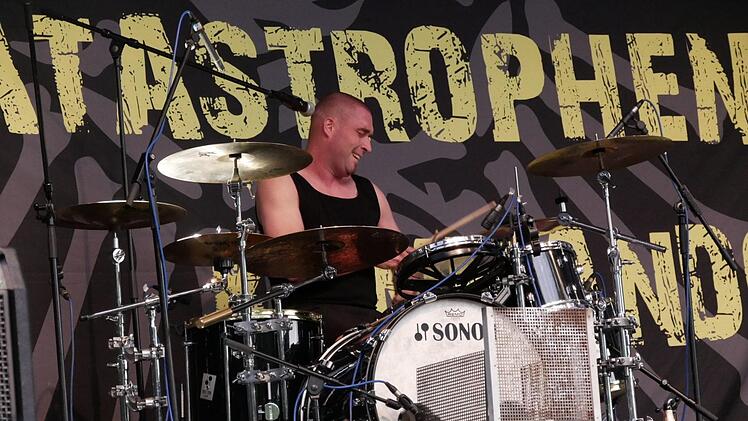 Katastrophen Kommando aus Coburg heizten bei Rock im Bad ein.Foto: Manja von Nida