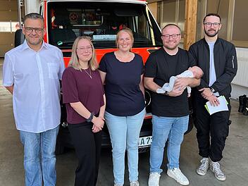 Rettungswagen wird pl&ouml;tzlich zum Kreissaal &ndash; Johanniter mit besonderem Einsatz