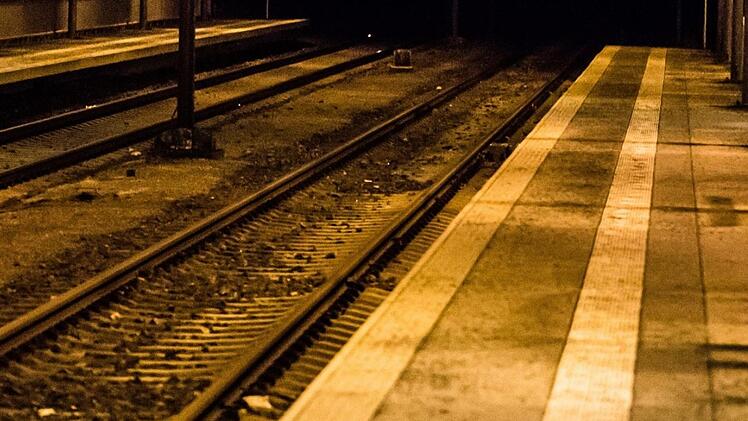 N&auml;chtliche Aufregung am N&uuml;rnberger Hauptbahnhof - Zugverkehr "erheblich beeintr&auml;chtigt"