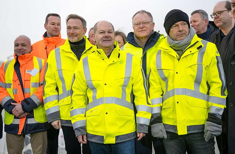Ein Schiff namens Hoffnung: Ampel-Trio dreht den Gashahn auf
