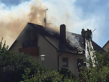 Zweifamilienhaus in Dormitz brennt Foto: News5/Herse