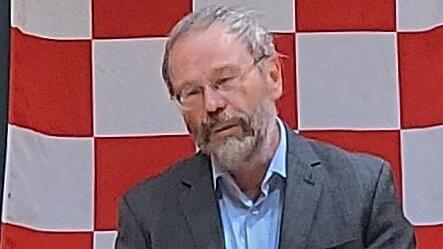 Ludwig Metz beim Neubürgerstammtisch