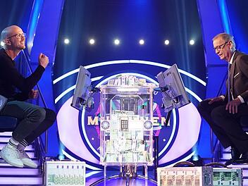 Bei der Frage um die Gattung einer Hecke bekam sich G&uuml;nther Jauch (rechts) mit seinem Kandidaten in die Haare.