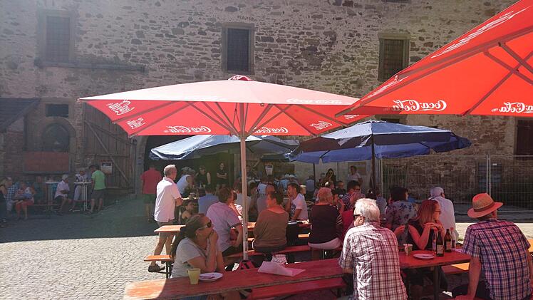 Schlossfest in Ebenhausen. Foto: Katharina Zimmermann