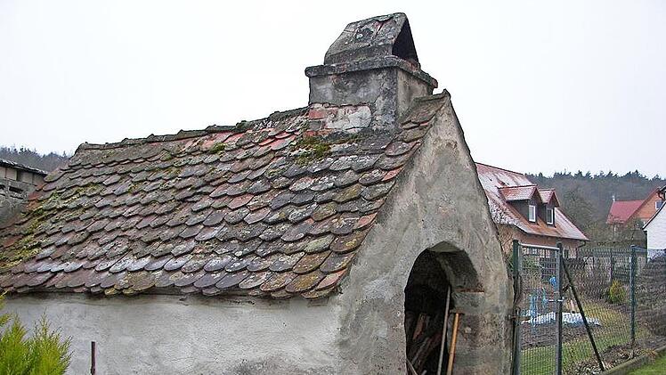 Der Backofen durfte w&auml;hrend der zw&ouml;lf N&auml;chte nicht angeheizt werden &ndash; hier der alte Backofen in Obermembach.
