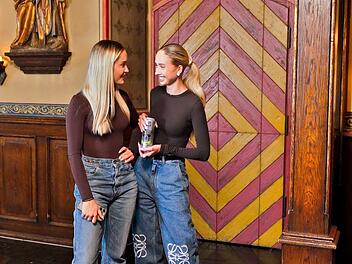 "Die Geissens: Traumjob Prinzessin" In der neuen RTLZWEI-Serie "Die Geissens: Traumjob Prinzessin" wollen auch Shania und Davina Geiss ihr Glück versuchen.