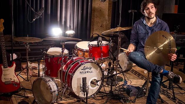 Der Gerodaer Daniel Scholz tritt mit seinem Jazz-Quintett in Bismarck's Basement in Bad Kissingen auf. Foto: Wulf & Spissi