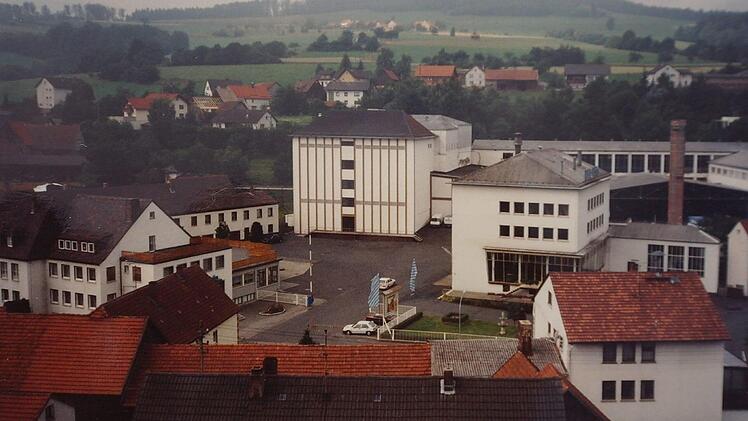 Blick auf die Will Bräu vom Kirchendach im August 1991. Foto: Helmut Möller