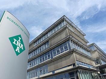 Der Schaeffler-Hauptsitz in Herzogenaurach. Foto: Daniel Karmann/dpa