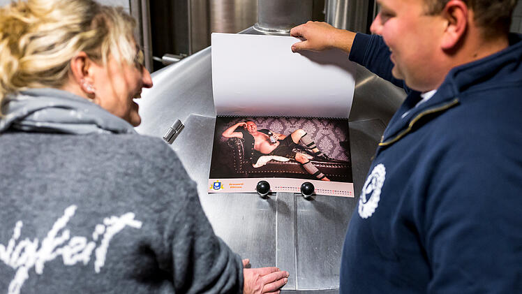 Bierbauchkalender 2023 der Brauerei Hütten
