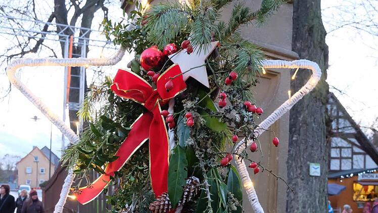 Impressionen von der Thundorfer Dorfweihnacht. Foto: Philipp Bauernschubert