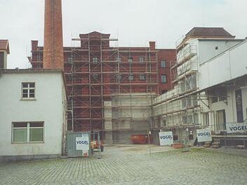 Schritt für Schritt hat der Mönchshof sein Gesicht verändert. Die ehemalige Braustätte beherbergt heute das Brauerei-, das Bäckerei- und das Gewürzmuseum. Foto: Mönchshof-Archiv