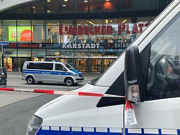 Polizei räumt Einkaufszentrum nach Drohung