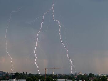 Gewitter über Nürnberg. Foto: News5/Grundmann