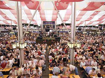 Die Vorfreude auf den Bierstadel steigt.  Foto: Archiv