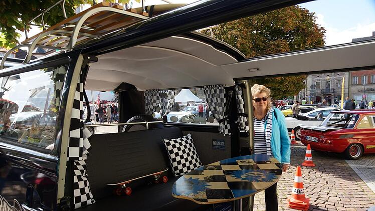 Oldtimer-Treffen Marktplatz HammelburgFoto: Arkadius Guzy